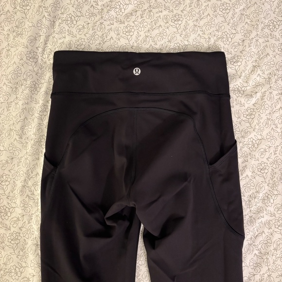 Lululemon Black Leggings with Pockets - Picture 2 of 4